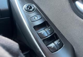Hyundai i30 - Image 32