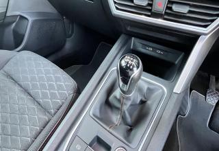 SEAT Leon photo 39