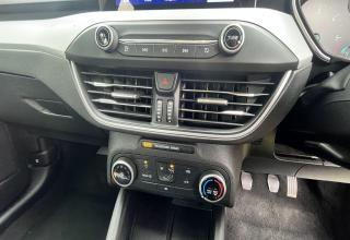 Ford Focus photo 38