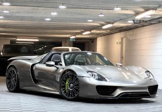 Porsche 918