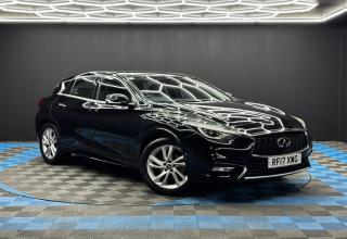 Infiniti Q30