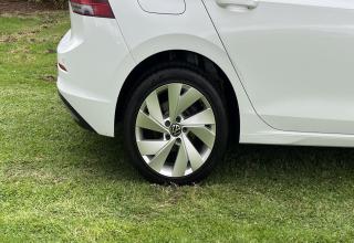 Volkswagen Golf photo 22