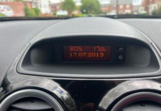 Vauxhall Corsa - Image 32