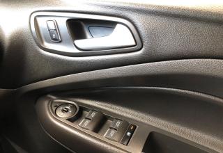 Ford Kuga - Image 31