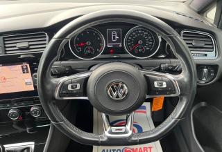 Volkswagen Golf - Image 25