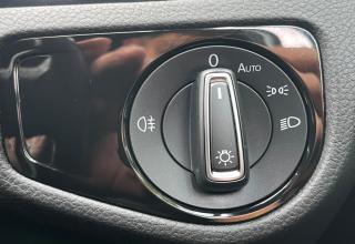 Volkswagen Golf - Image 34