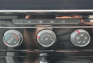 Volkswagen Golf - Image 35