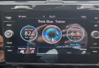 Volkswagen Golf - Image 41