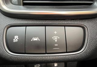 Kia Sorento - Image 28