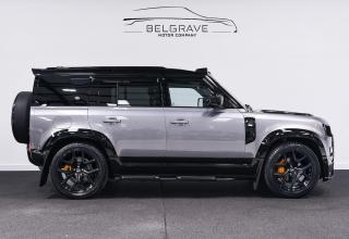 Land Rover Defender 110