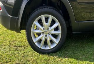 Jeep Cherokee photo 22