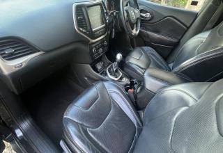 Jeep Cherokee photo 21