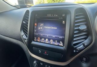 Jeep Cherokee photo 32