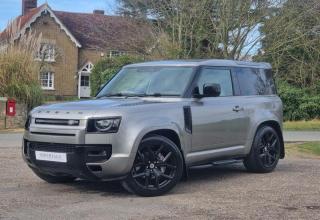 Land Rover Defender 90